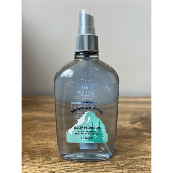 Bath & Body Works Men Mountain Frost Daily Refresher - 8 fl oz - Picture 1 of 6